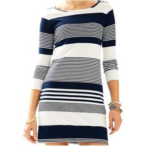 EUC - Lilly Pulitzer Marlow Navy and White 3/4 Dress